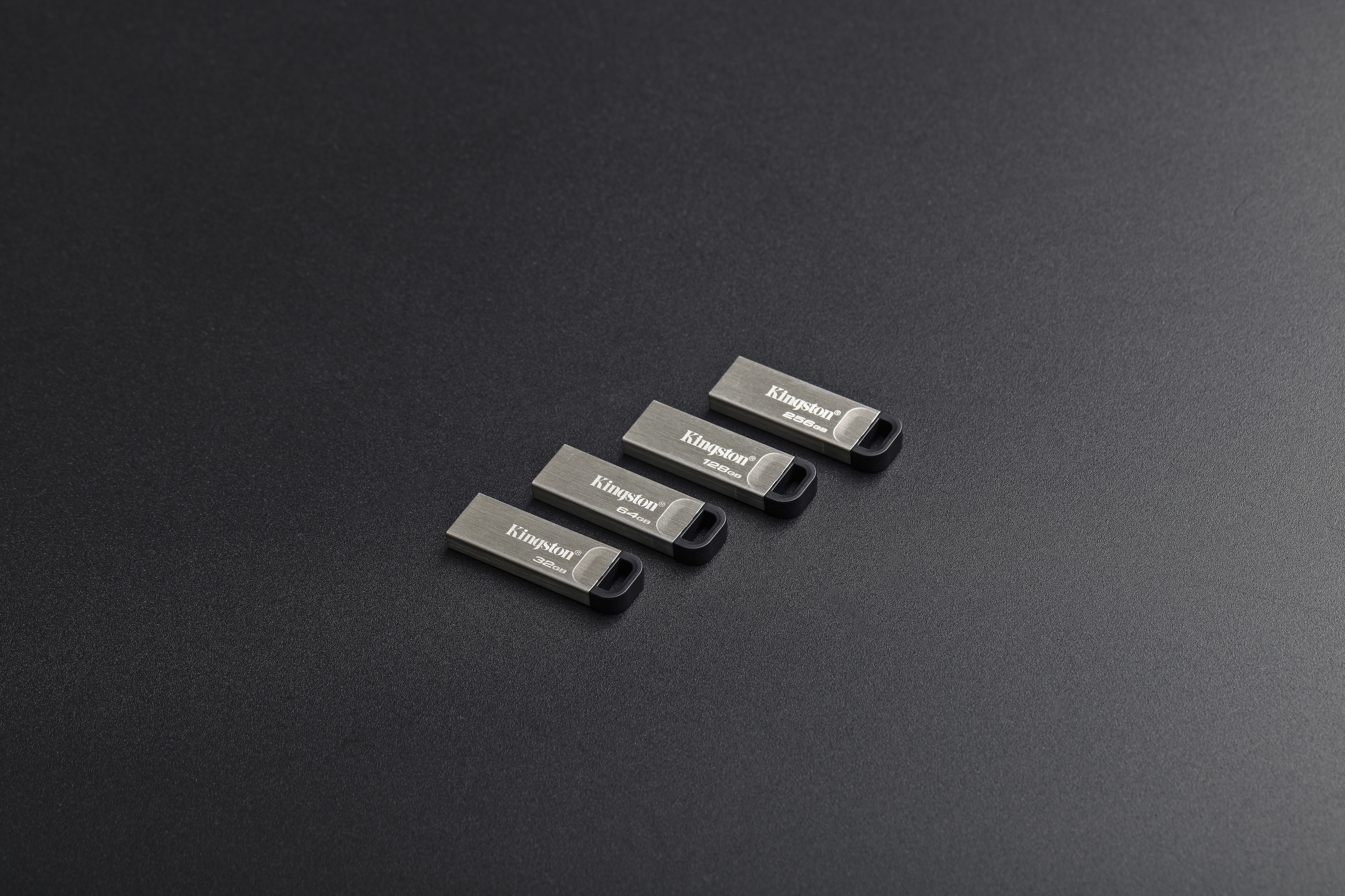 Kingston DataTraveler Kyson, 128GB, USB3.2 Gen 1, Zilver