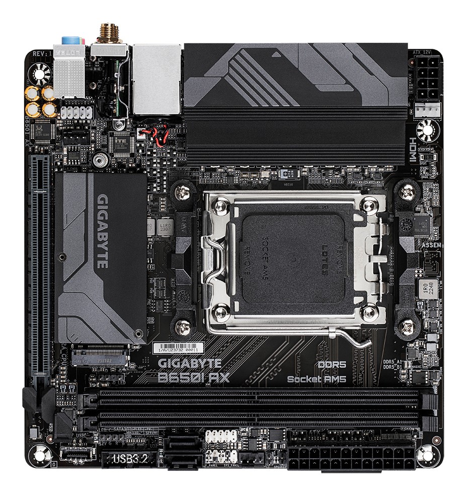 Gigabyte B650I AX