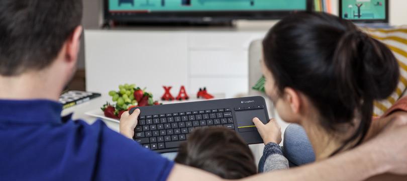 Logitech K400 met Touchpad