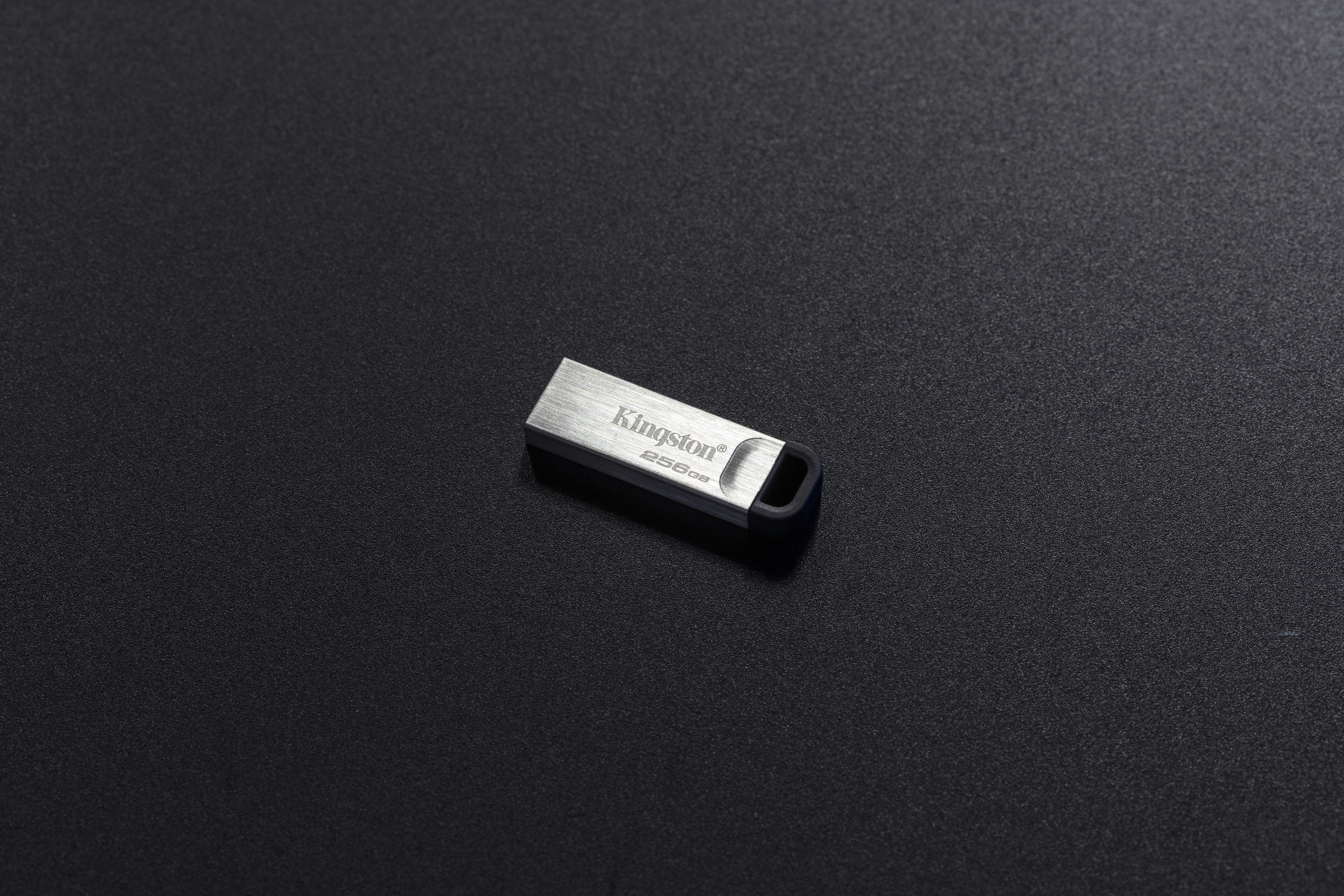 Kingston DataTraveler Kyson - 256GB - USB3.2 Gen 1 - Zilver